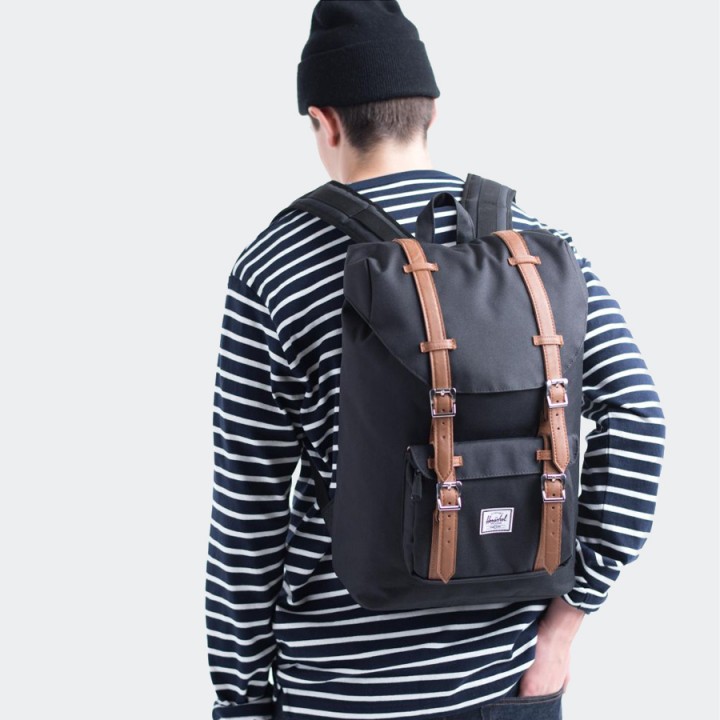 Herschel little america mid volume clearance black